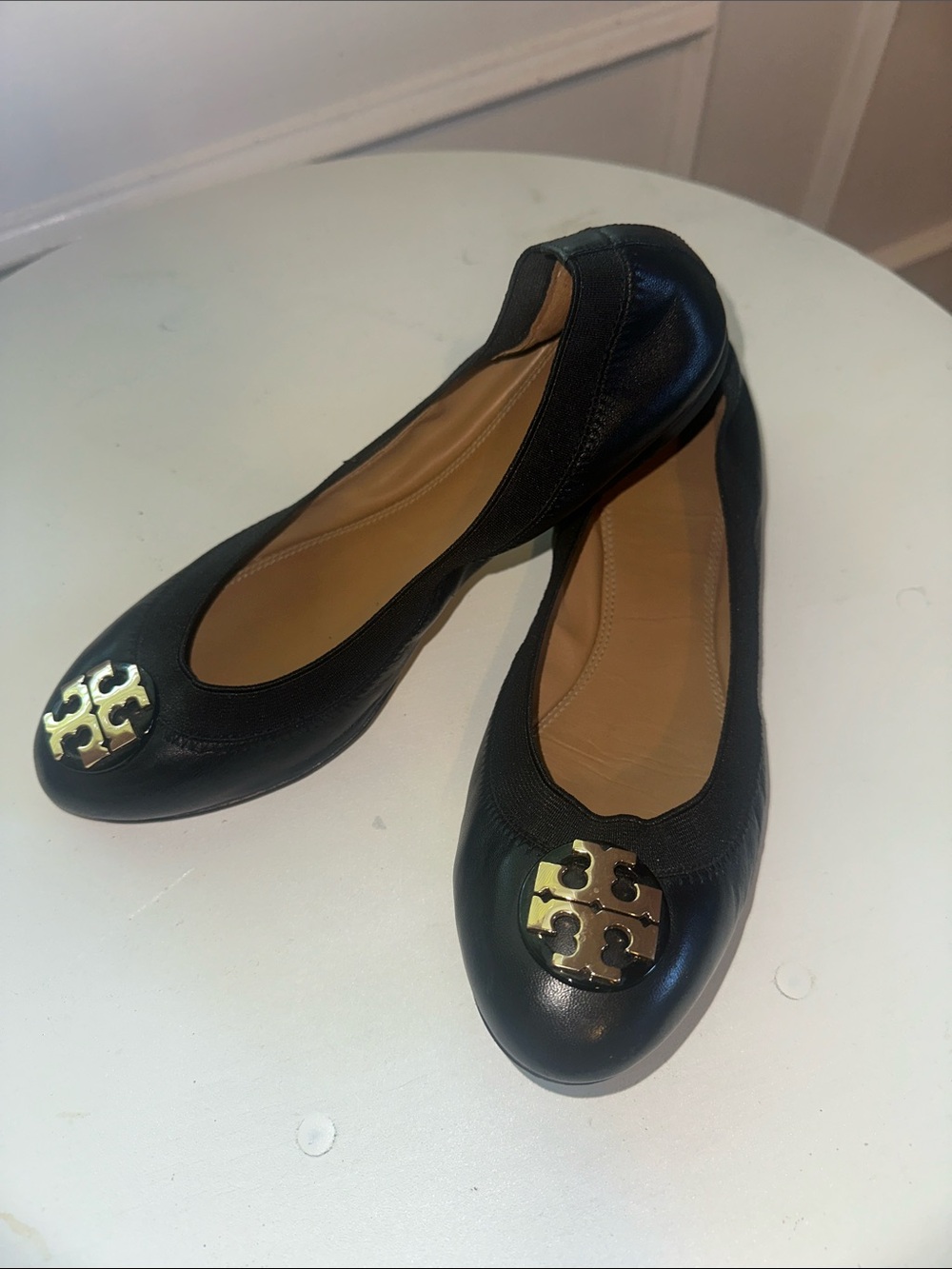 Tory Burch Claire Black Leather Ballet Flats Gold Logo Women’s Size 7.5